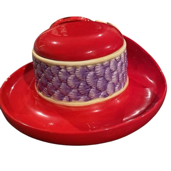 FITZ and Floyd Red Hat Trinket Jewelry Box with Lid - Picture 3 of 8